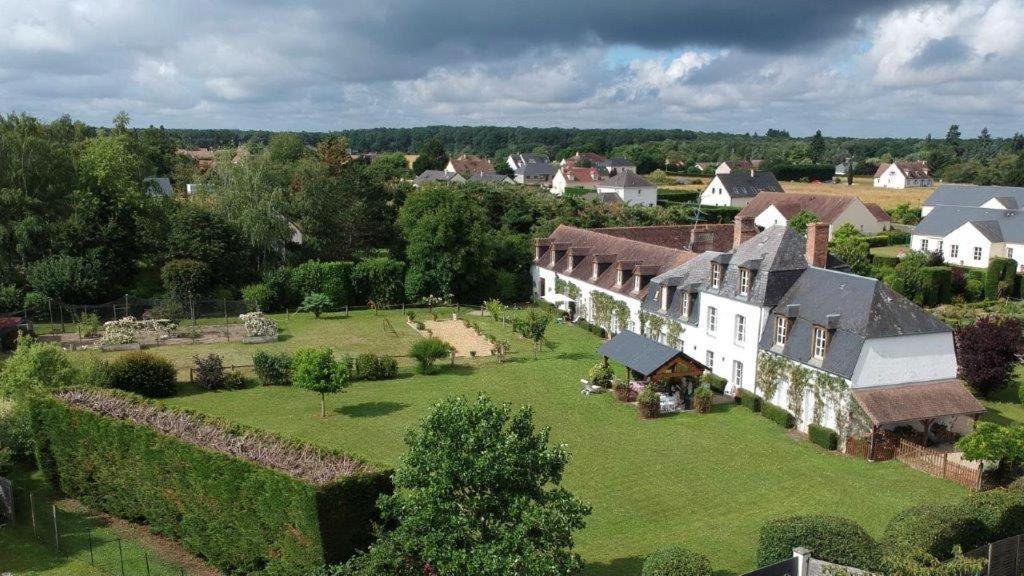 Domaine De Bel Ebat Hotel Paucourt Exterior photo